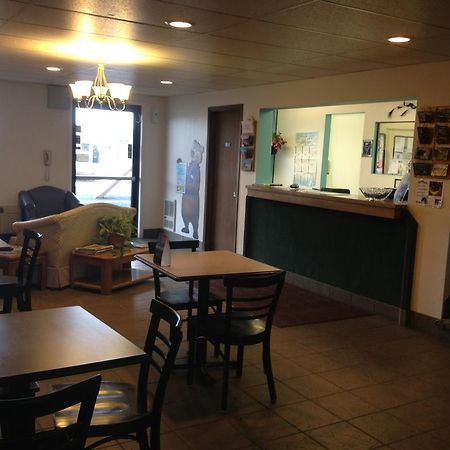 Travelodge By Wyndham Deer Lodge Montana Exterior photo