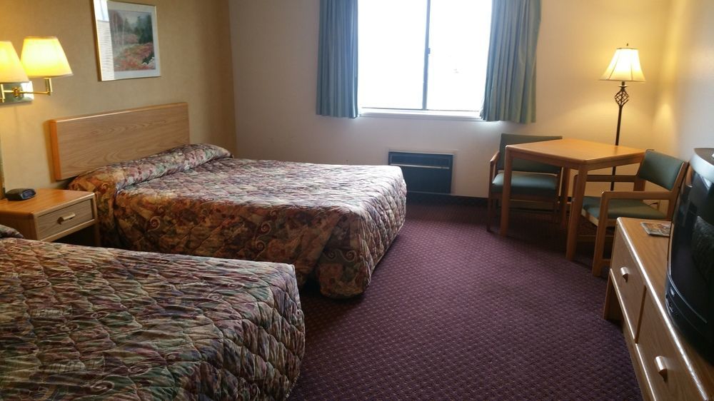 Travelodge By Wyndham Deer Lodge Montana Exterior photo